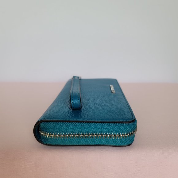 MICHAEL KORS Jet Set Travel Large Continental Pebbled Leather Wallet-Lagoon⭐ - Picture 11 of 16
